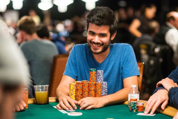 WSOP MAIN EVENT MONEY BUBBLE BURSTS LATE ON DAY 3