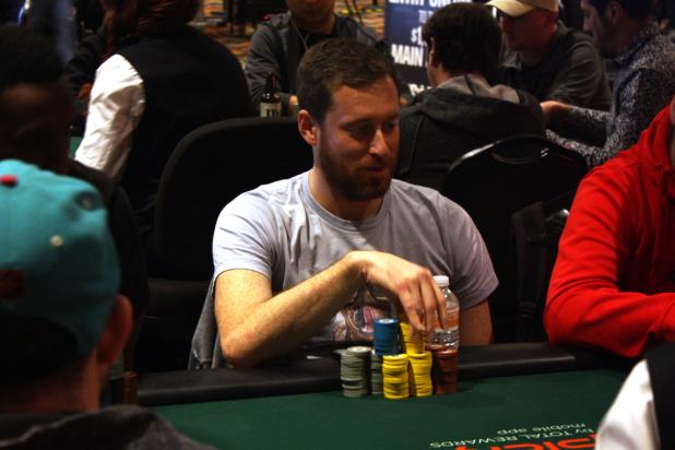 BRENT ROBERTS LEADS 105 PLAYERS INTO DAY 2 OF PLANET HOLLYWOOD MAIN EVENT