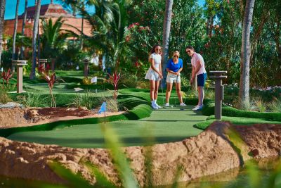 Atlantis Good Lies Mini Golf Wsop Paradise