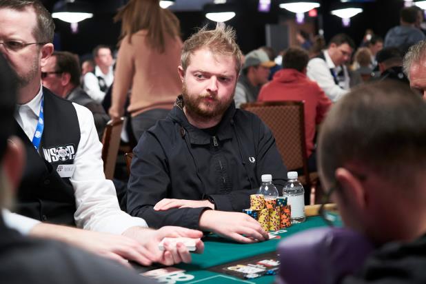 WSOP MAIN EVENT DAY 1B: ADAM OWEN, ALLEN KESSLER BAG BIG