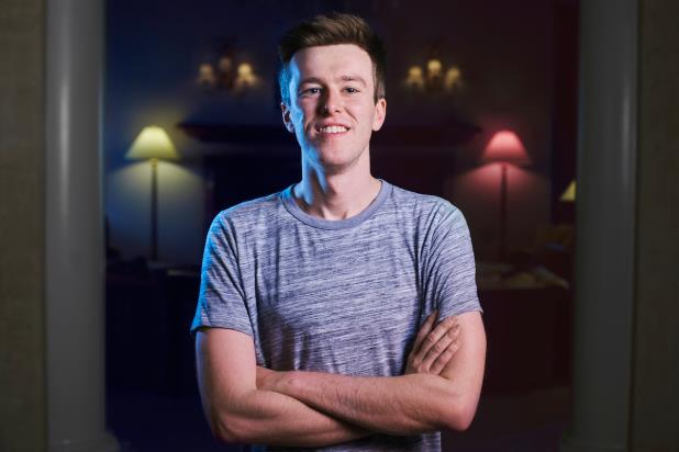 NOVEMBER NINER PROFILE: GORDON VAYO