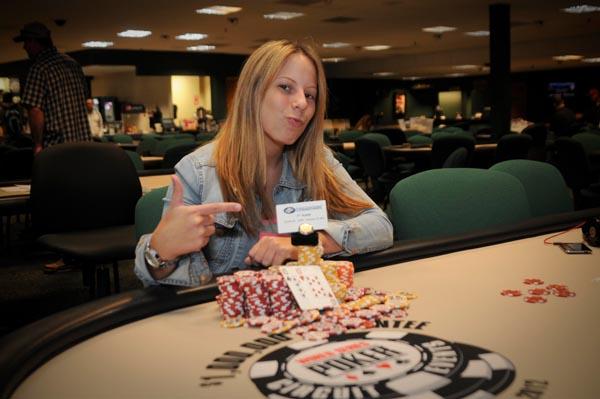 NEW YORKER LONI HARWOOD EARNS MEMORABLE DEBUT VICTORY