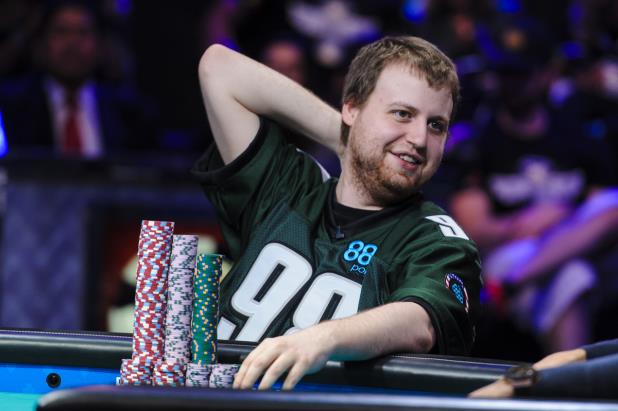 2015 WSOP NOVEMBER NINE -- DAY ONE REPORT