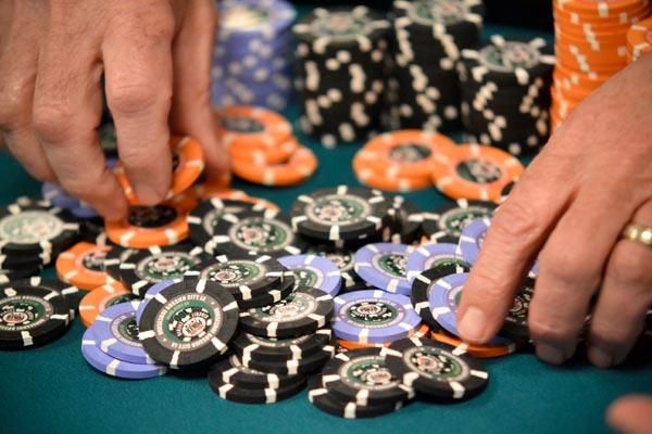 SEASON'S FIRST MAIN EVENT UNDERWAY AT BOSSIER CITY