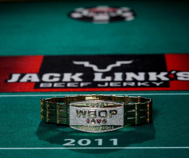 WSOP MAIN EVENT UPON US!