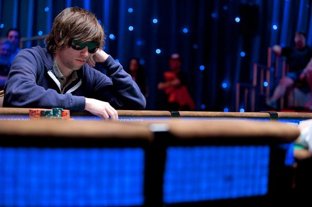 Jeffrey Papola Wins WSOP Gold Bracelet in Event 32