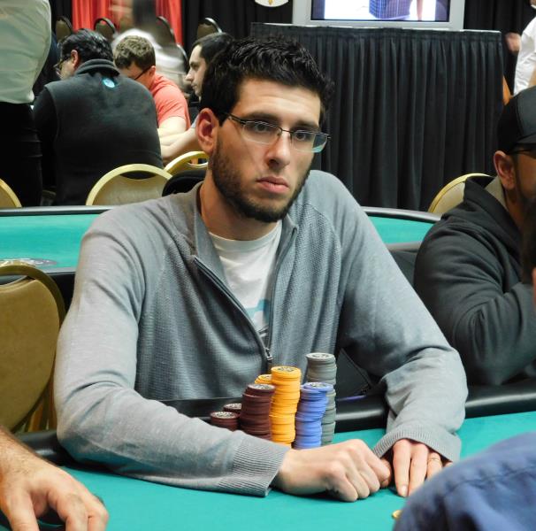ANTHONY MAIO BAGS DAY 1B CHIP LEAD IN HARRAH'S ATLANTIC CITY