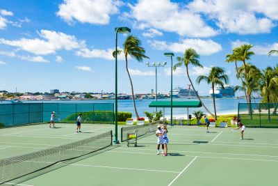 Atlantis Tennis Center Guests Playing Wsop Paradise