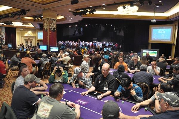WSOP CIRCUIT OPENER AT HARRAH'S NEW ORLEANS SMASHES ATTENDANCE RECORD