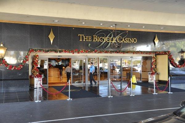 WSOP CIRCUIT CYCLING INTO THE BIKE