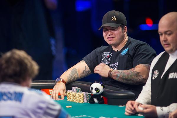 JAY FARBER AND RYAN RIESS SURVIVE THE FIRST DAY OF NOVEMBER NINE ACTION