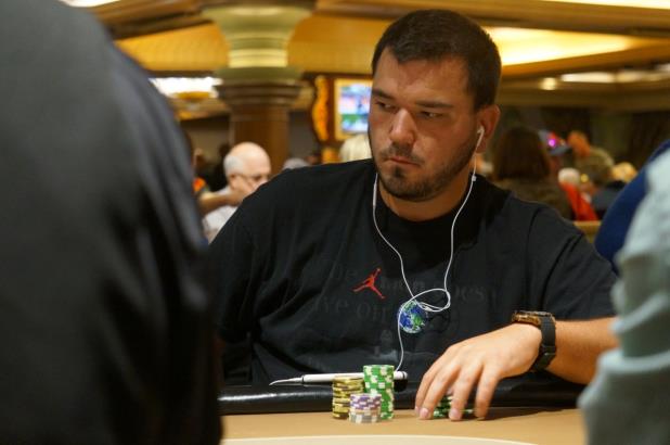 DECORATED SOUTHERN INDIANA MAIN EVENT FIELD HEADS TO DAY 2