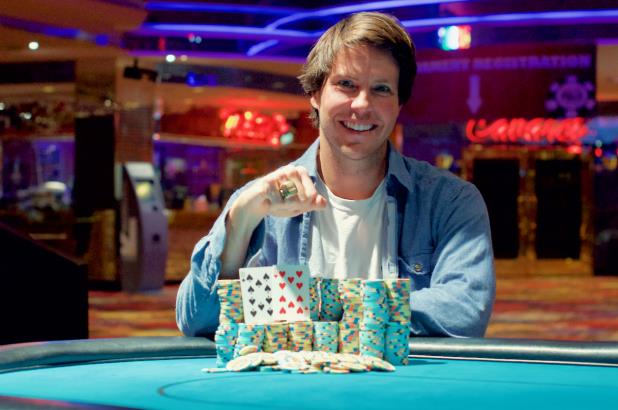 MAX YOUNG WINS HARVEYS LAKE TAHOE MAIN EVENT