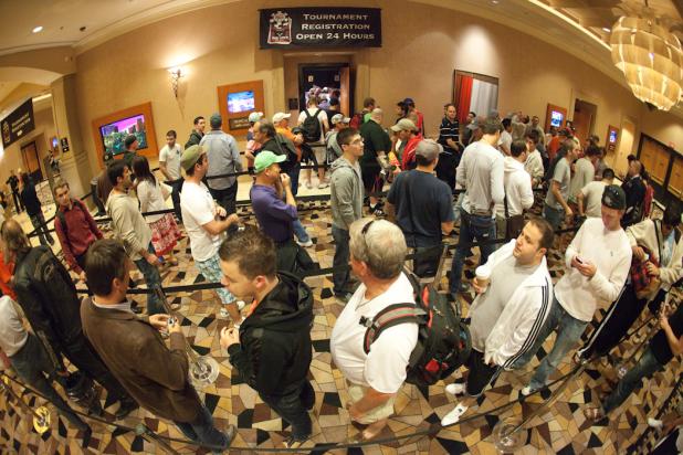 WSOP MAIN EVENT REGISTRATION UPDATE