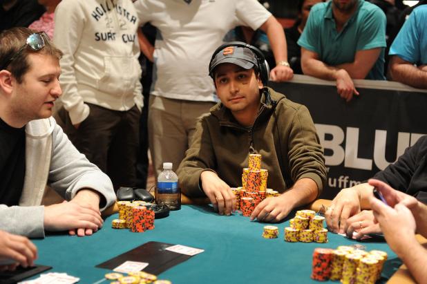 ALLEN BARI COLLECTS BIGGEST CASH PRIZE TO DATE -- $874,116