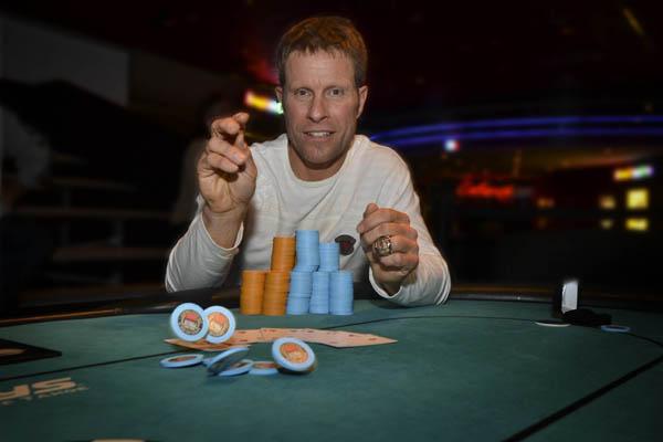 MARK BONSACK BREAKS THIRD-PLACE JINX IN HORSE CHAMPIONSHIP