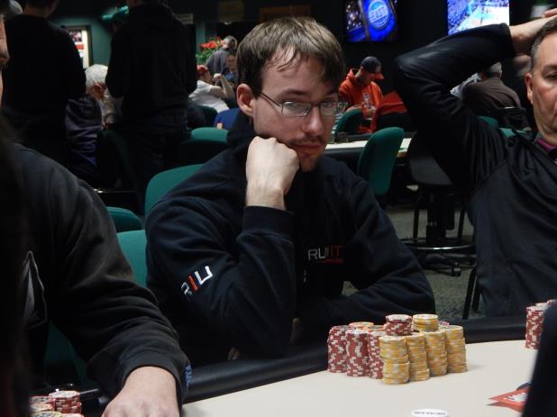 JOSH LOWING LEADS STACKED MAIN EVENT FINAL TABLE