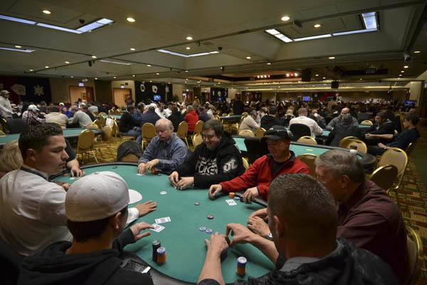 TUAN PHAN LEADS WSOP CIRCUIT MAIN EVENT AT HARRAH'S ATLANTIC CITY