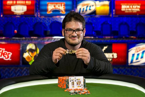 LEVI BERGER WINS $473K AND FIRST GOLD BRACELET