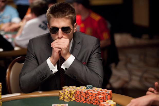 ALIVE ON DAY 5: 574 PLAYERS STILL HAVE A SHOT AT 2010 WSOP MAIN EVENT CHAMPIONSHIP