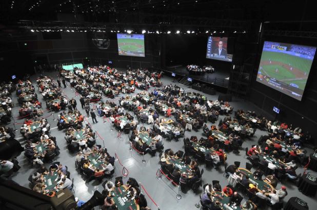A POKER PLAYER'S KINDA' TOWN....CHICAGO