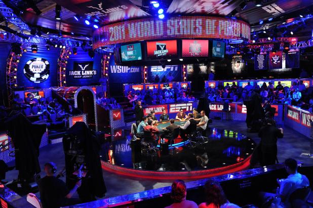 CELEBRATION! 693 PLAYERS IN THE MONEY!